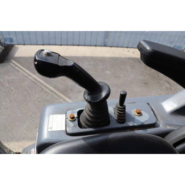 2020 Eurotrac 800/W10-47625407