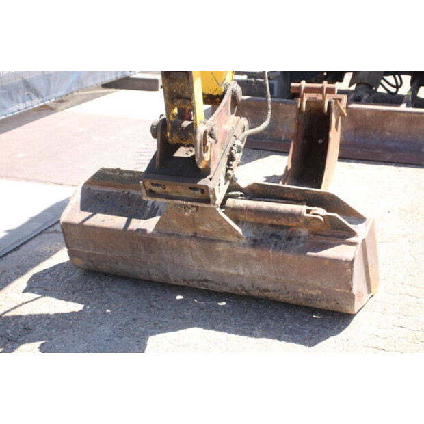 2009 كوماتسو PC80MR-47625933