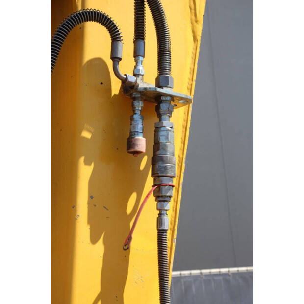 2009 كوماتسو PC80MR-47625935