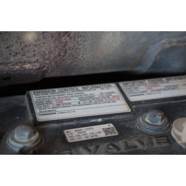 2009 كوماتسو PC80MR-47625942