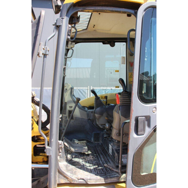2009 كوماتسو PC80MR-47625943