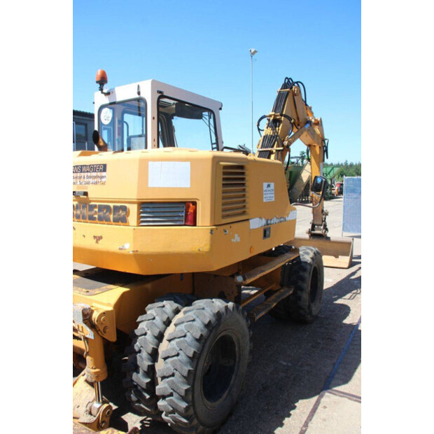 1996 ليبهير A308-47625961