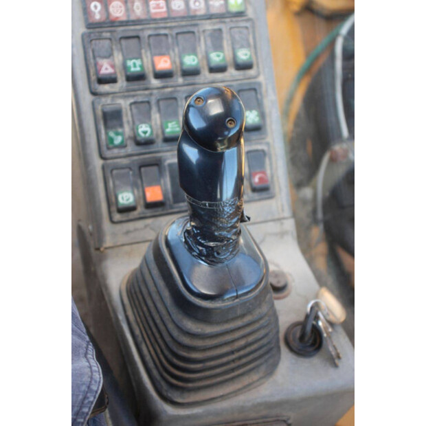 1996 ليبهير A308-47625986