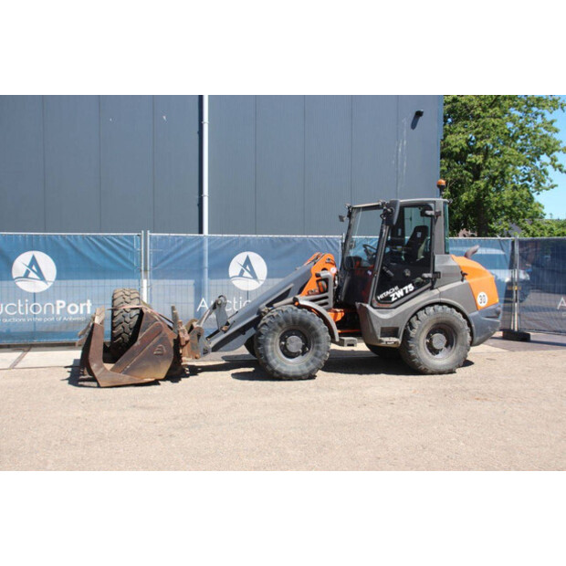 2016 Hitachi ZW75-47625993