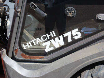 2016-hitachi-zw75-1459888-47626007