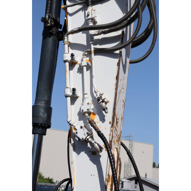 2016 Hyundai HW140A-47626044