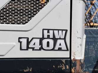 2016-hyundai-hw140a-47626054