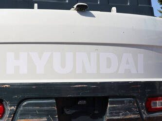 2016-hyundai-hw140a-47626060