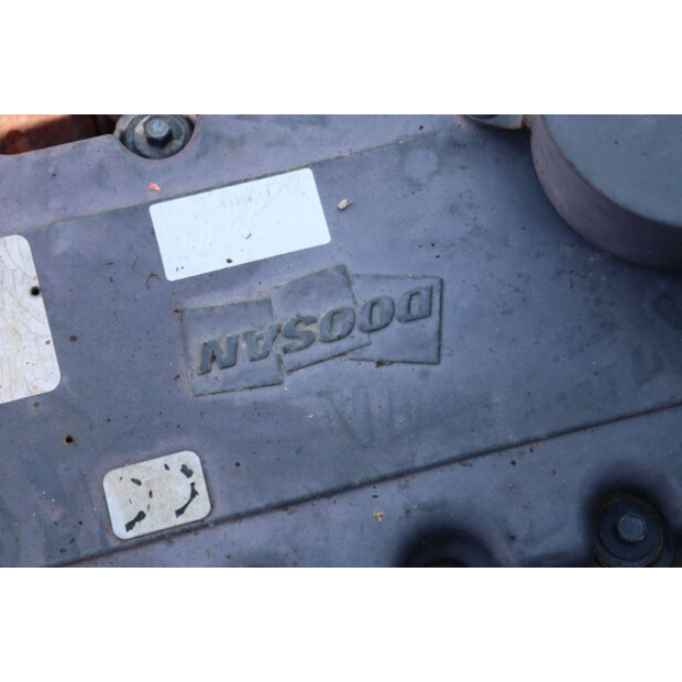 2011 Doosan DX180LC-47626125