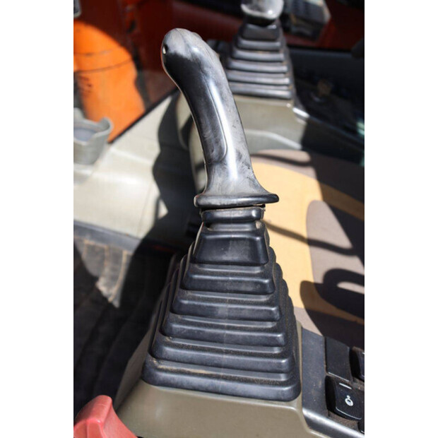 2011 Doosan DX180LC-47626131