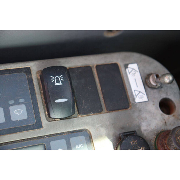 2011 Doosan DX180LC-47626138