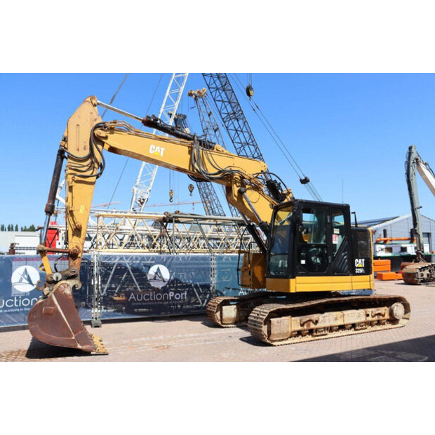 كاتربيلر 325FL-47626238