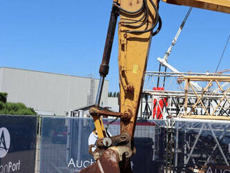 caterpillar-325fl-47626247