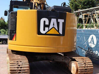 caterpillar-325fl-47626264