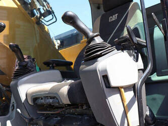 caterpillar-325fl-47626272