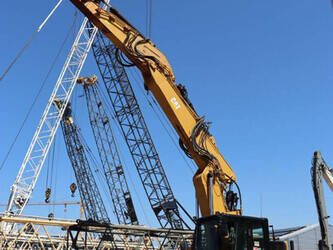 caterpillar-325fl-47626284