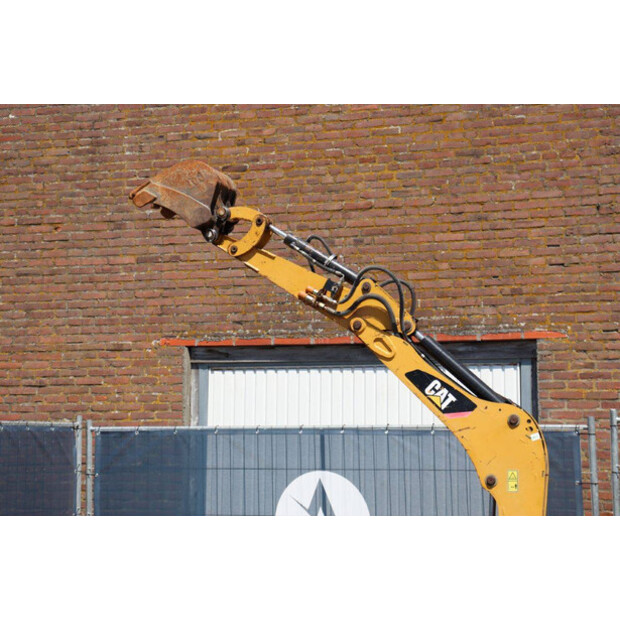 Caterpillar 301.6C-47626364