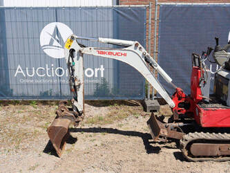 2018-takeuchi-tb210r-1459896-47626375
