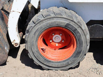 bobcat-443-1459898-47626467