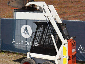 bobcat-443-1459898-47626488