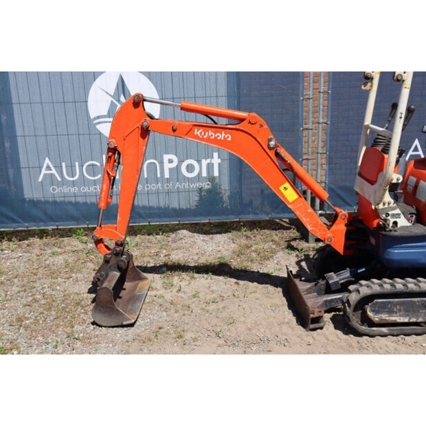 2010 KUBOTA U10-3-47626499