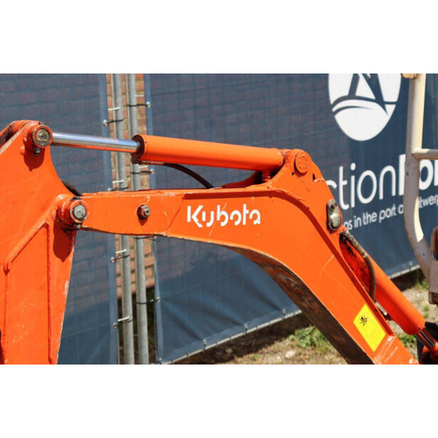 2010 KUBOTA U10-3-47626507