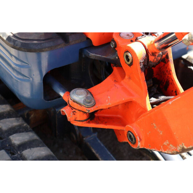 2010 KUBOTA U10-3-47626510