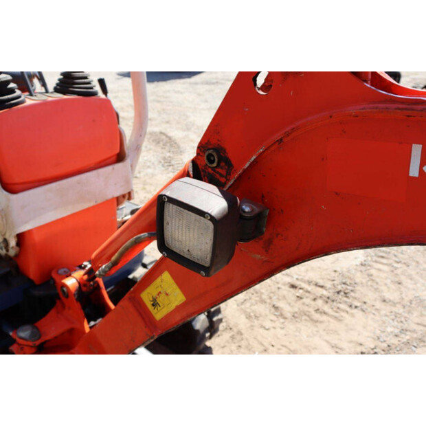 2010 KUBOTA U10-3-47626511