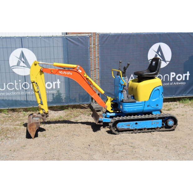 2004 KUBOTA U10-3-47626534