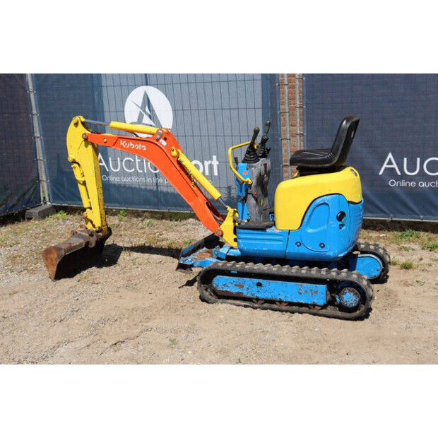2004 KUBOTA U10-3-47626536