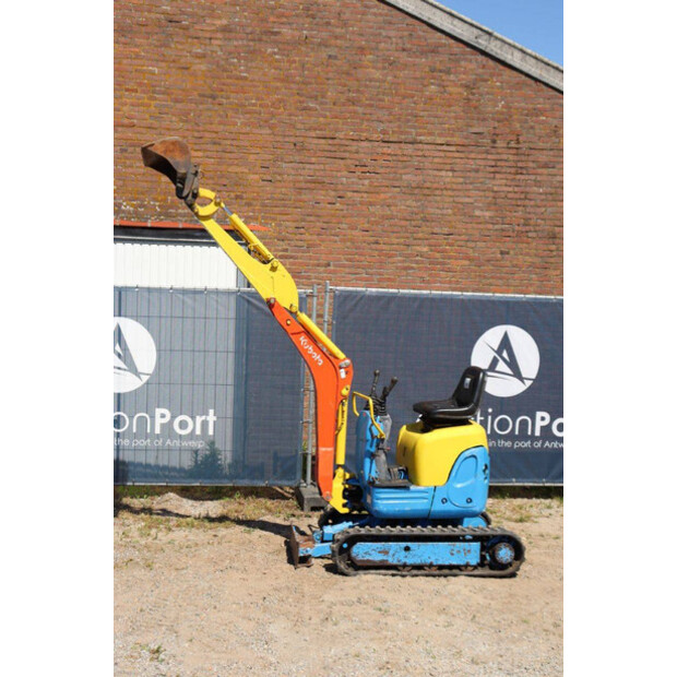 2004 KUBOTA U10-3-47626575
