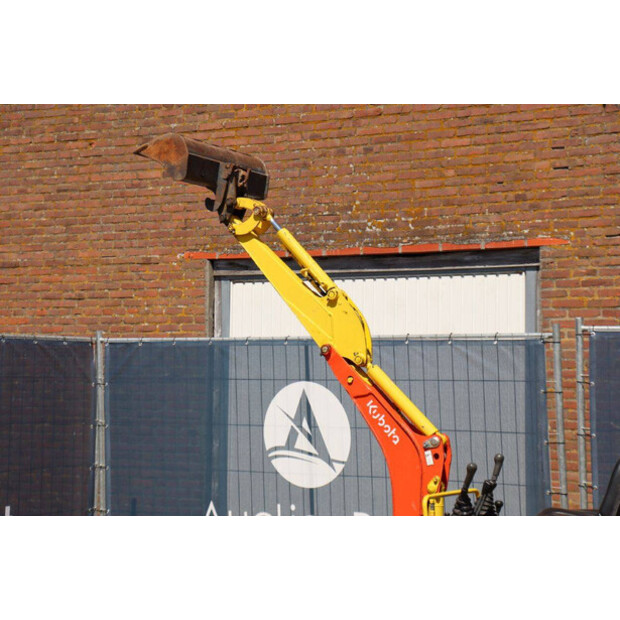 2004 KUBOTA U10-3-47626578