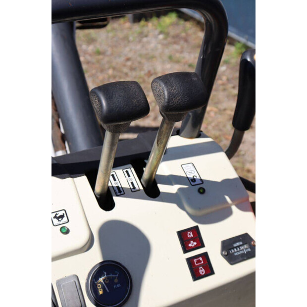 BOBCAT E10-47626781