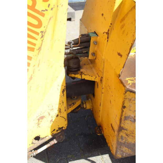 2001 Gebr Knikmops-47626809