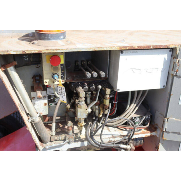 2006 NIFTY HR12 NDE-47626842