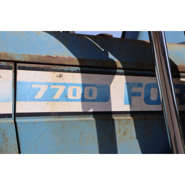 1978 فورد 7700-47626884