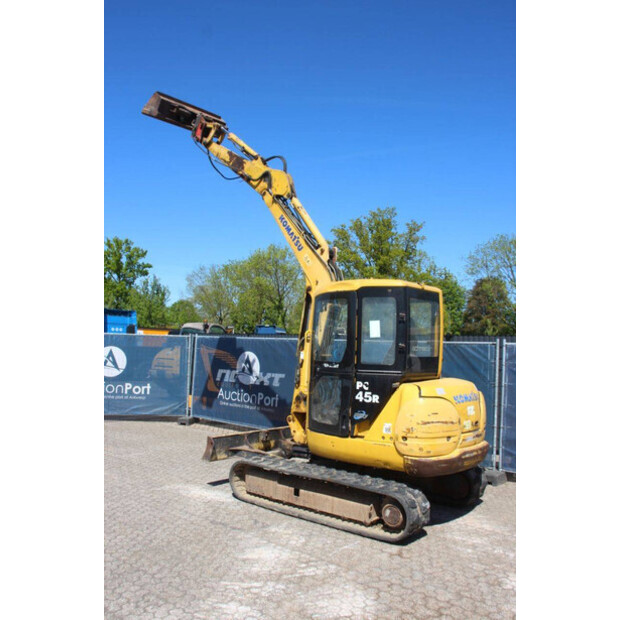2003 كوماتسو PC45R-8-47627521