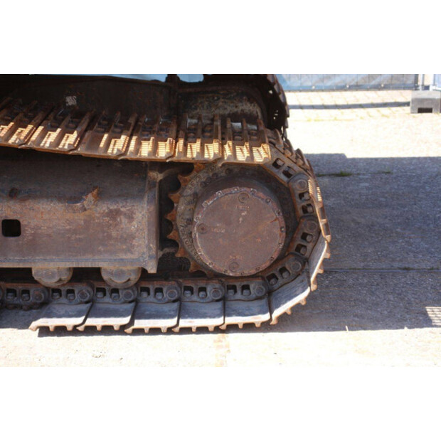 2011 New Holland E265C-47627665