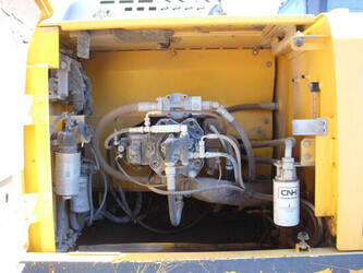 2011-new-holland-e265c-47627671