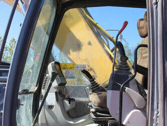 2011-new-holland-e265c-47627674