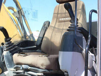 2011-new-holland-e265c-47627677