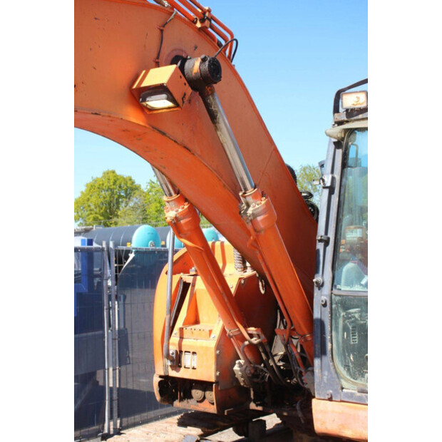2013 دووسان DX140LCR-47627742