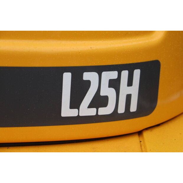 2019 Volvo L25H-47627800