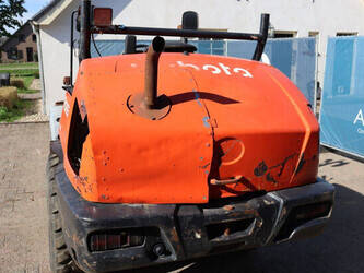 2016-kubota-r065-1459940-47627921