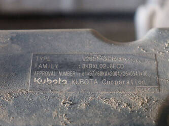 2016-kubota-r065-1459940-47627926