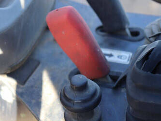 2016-kubota-r065-1459940-47627937