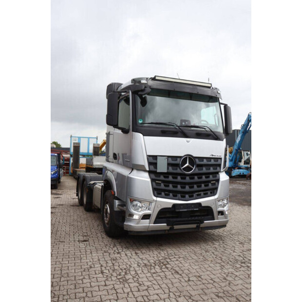 Mercedes-Benz Arocs 3363-47628798