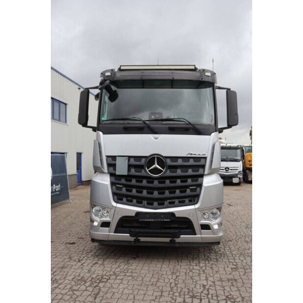 Mercedes-Benz Arocs 3363-47628799