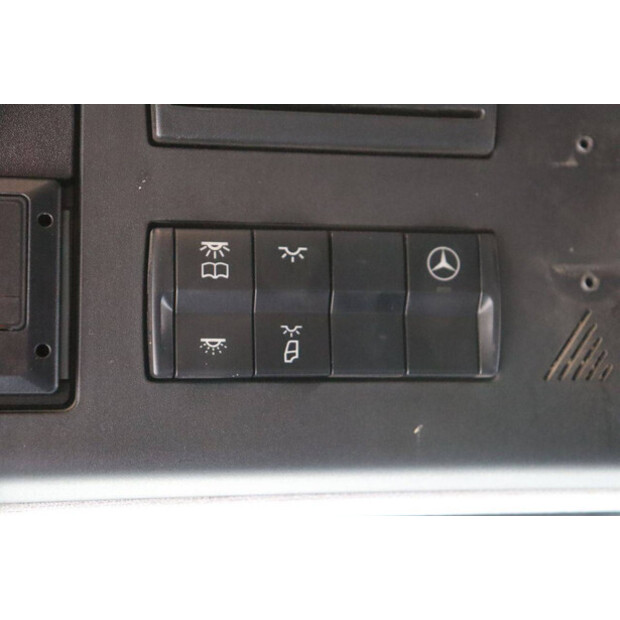 Mercedes-Benz Arocs 3363-47628852