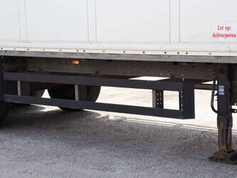 2011-schmitz-cargobull-sko24-1459964-47629055